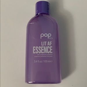 Pop Beauty Lit AF Essence